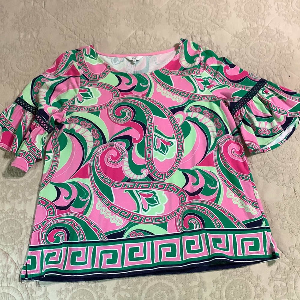 Crown and Ivy colorful top with ruffles at bottom sleeve. Size L Scoop neck top